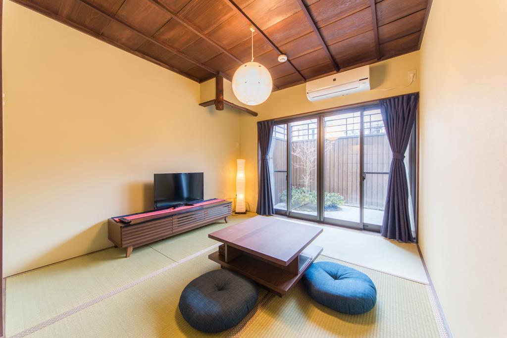 Entrance Life Enmachi By Japaning Villa Киото Екстериор снимка